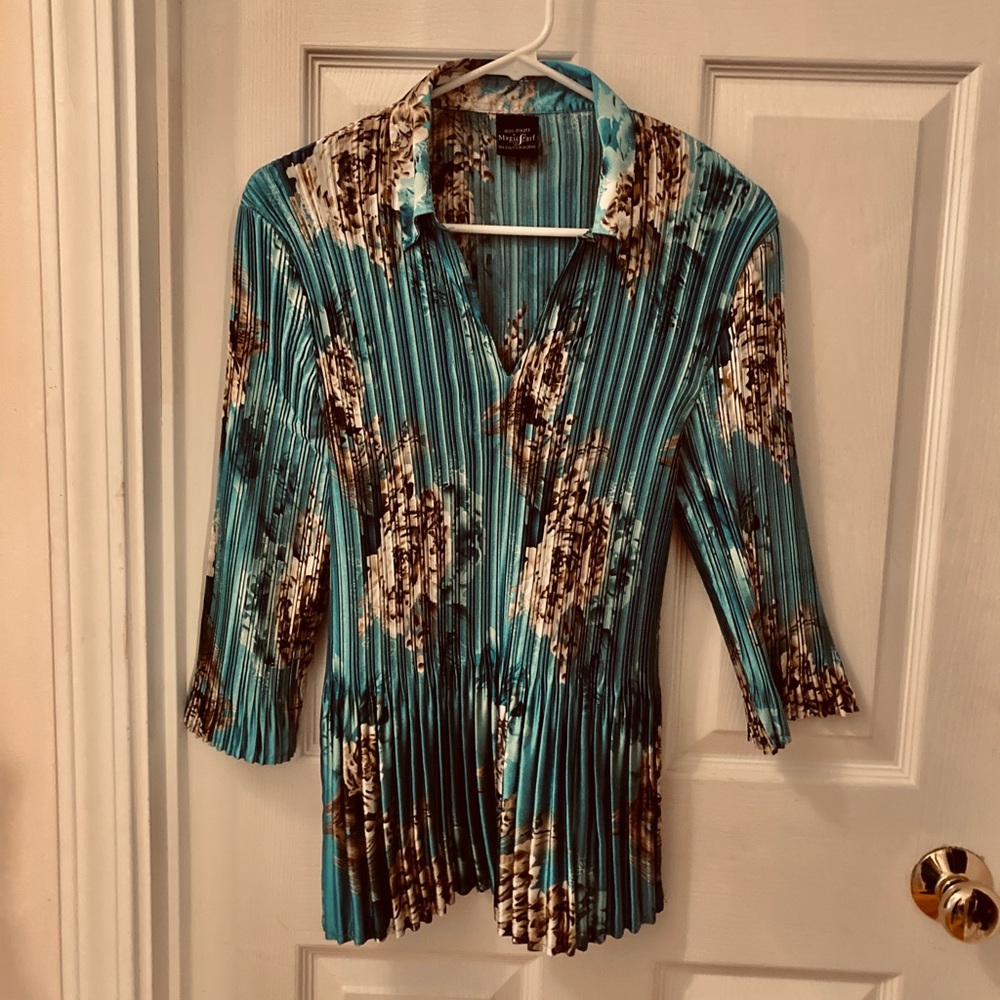Pretty crinkle turquoise collared tunic